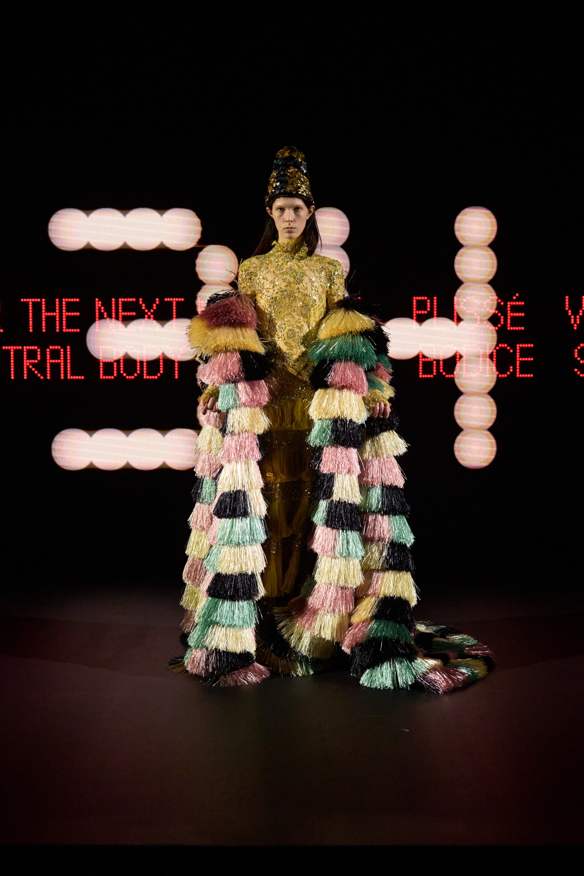 Valentino Vertigineux Haute Couture SS25