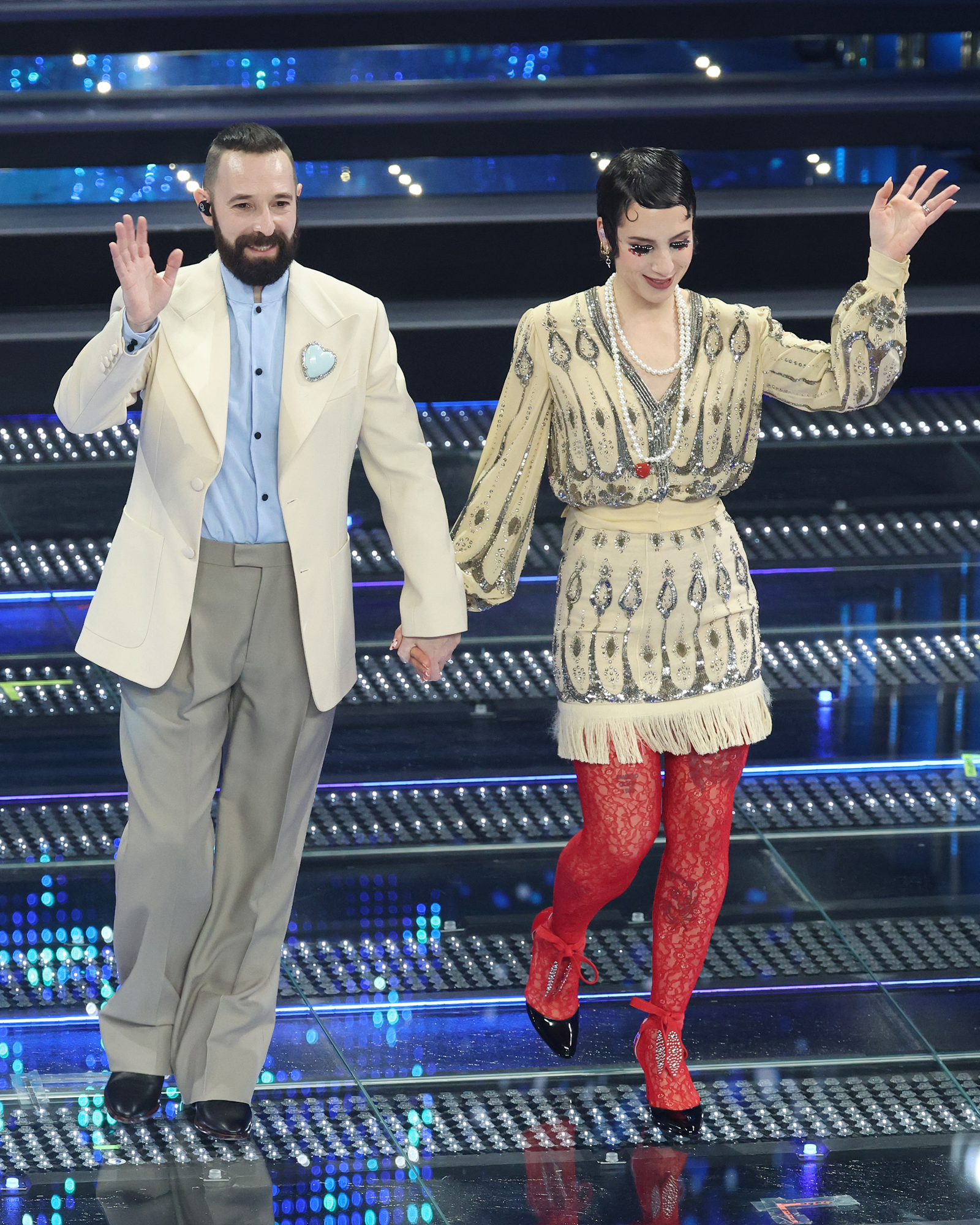 Coma_Cose in Valentino Coma_Cose Valentino look Sanremo 2025 terza serata