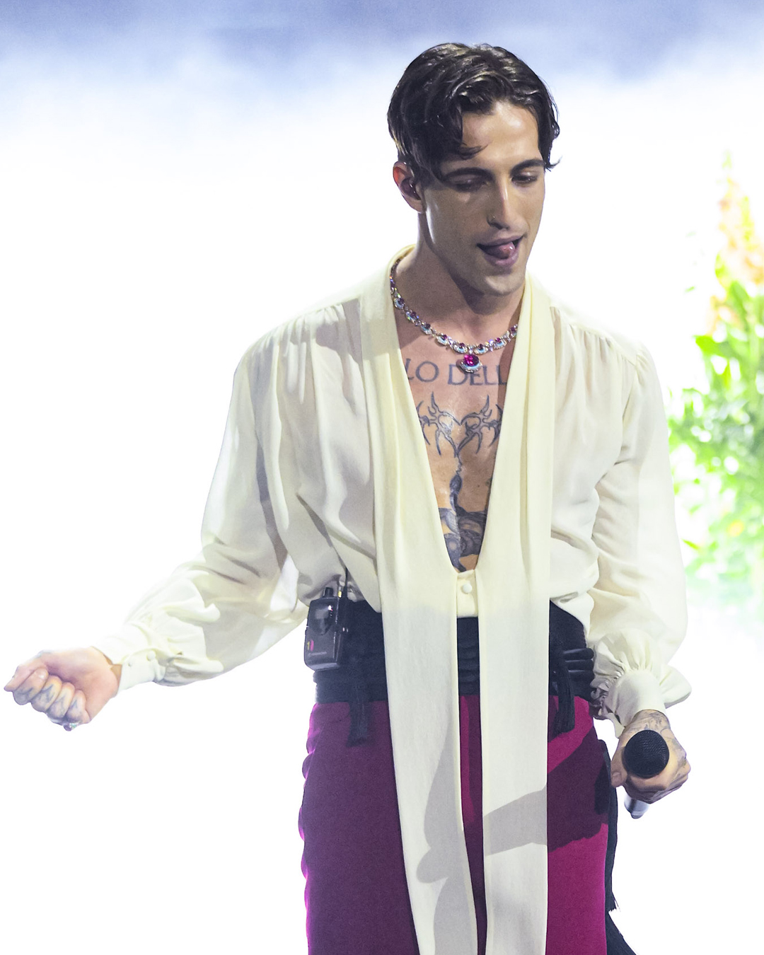 Damiano David in Bvlgari Damiano David Bulgari gioielli Sanremo 2025