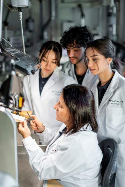 Bvlgari Scuola Valenza fabbrica gioielli più grande mondo