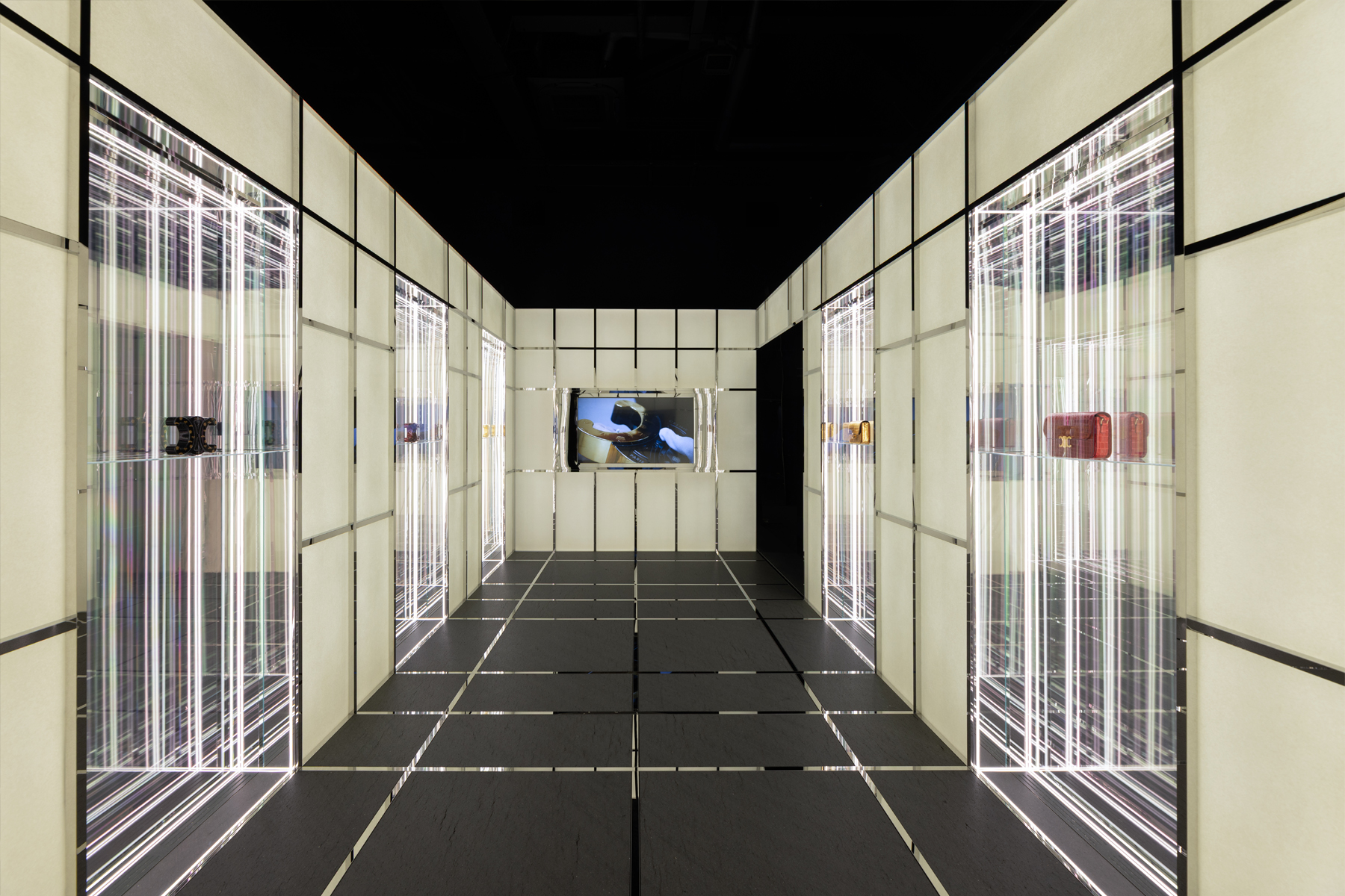 CELINE MAKI-E Osaka-Kansai World Expo 2025 Giappone exhibition