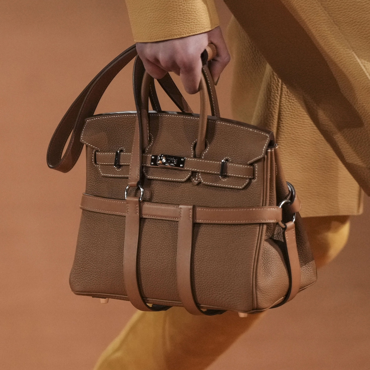 Hermès supera valore LVMH
