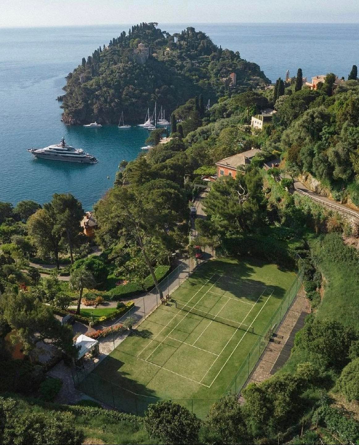 Splendido, A Belmond Hotel campo da tennis court