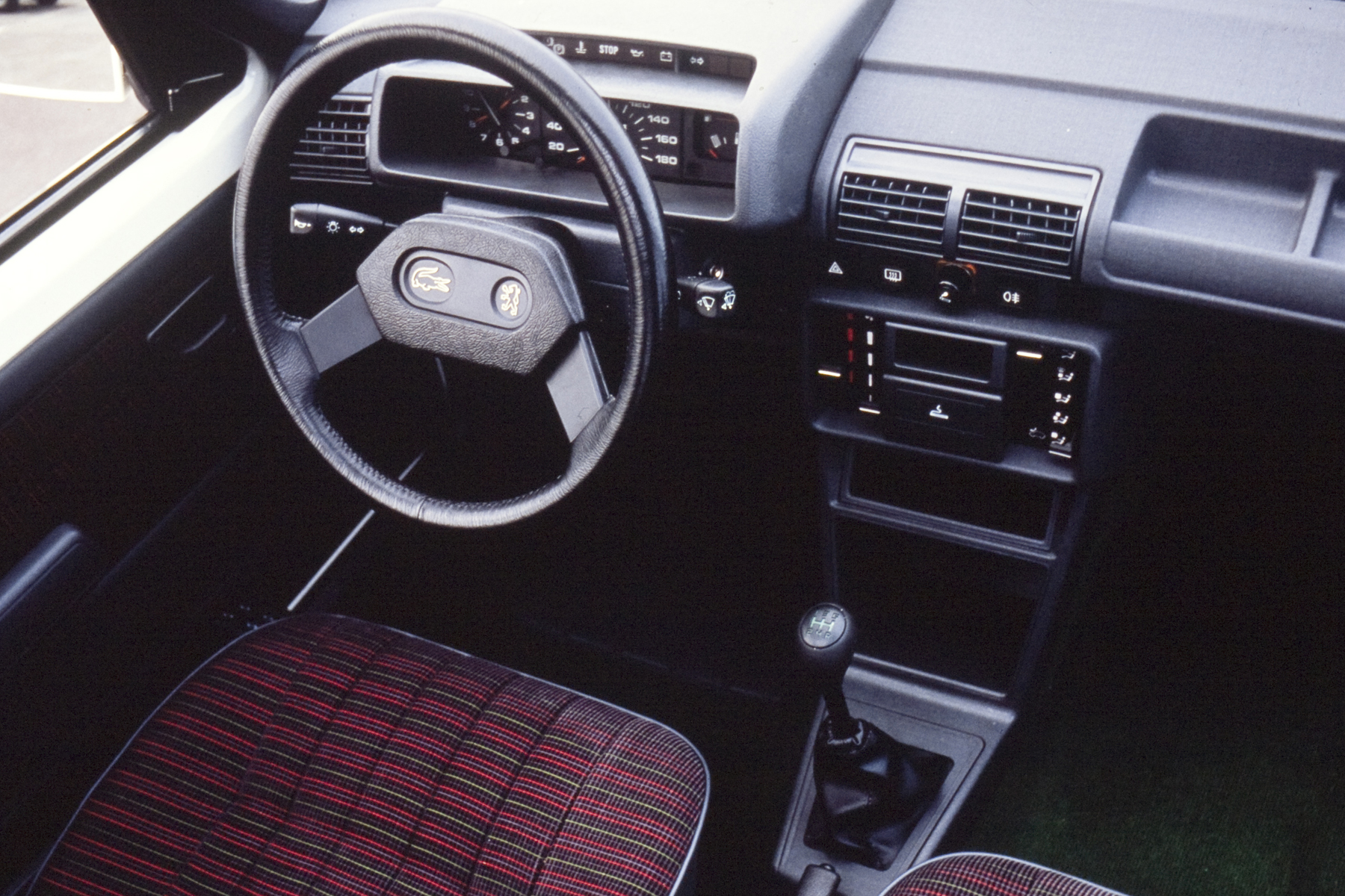 Lacoste Peugeot 205 auto 1984 campagna tennis