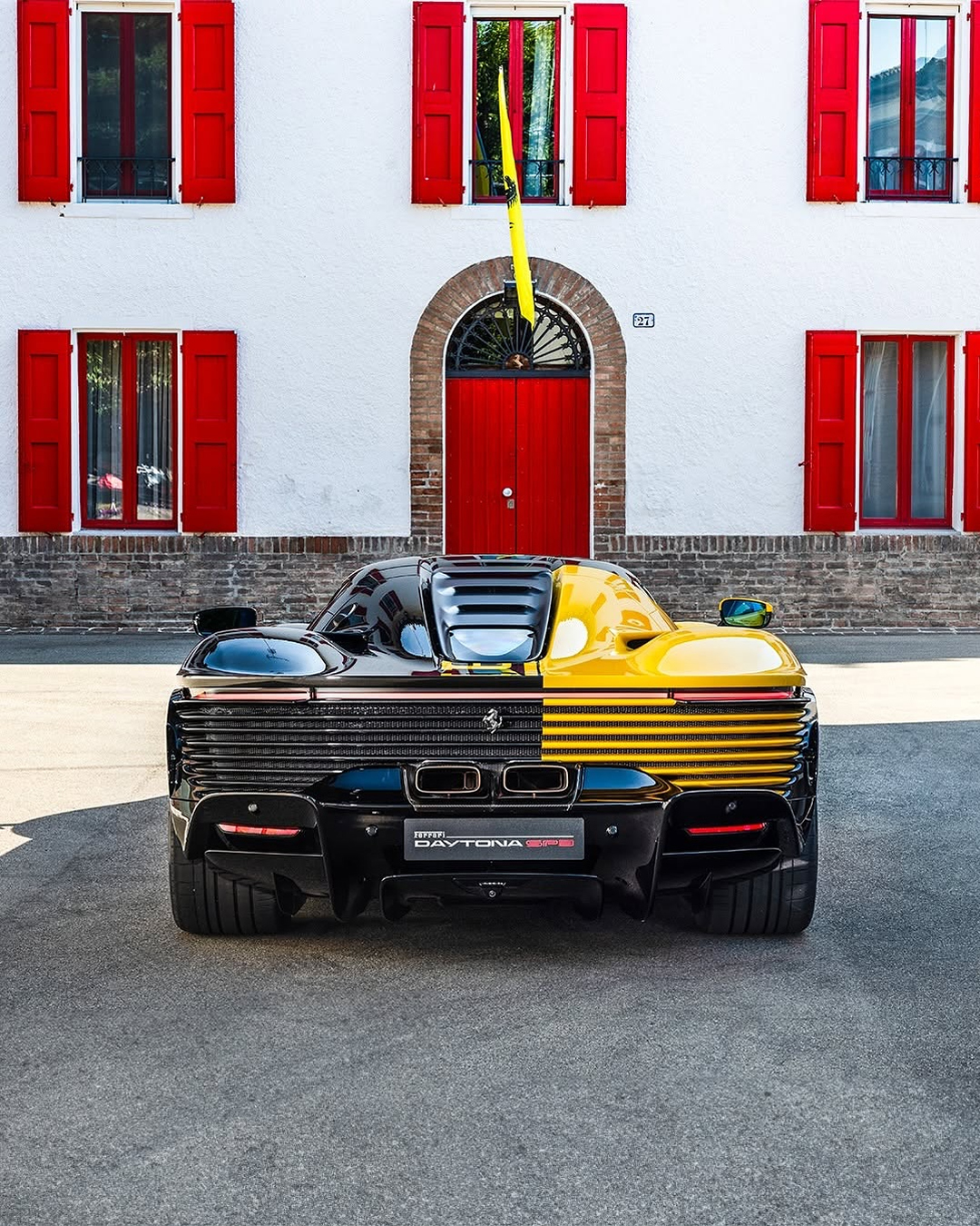 Ferrari Daytona SP3 one-off record asta 26 milioni di dollari