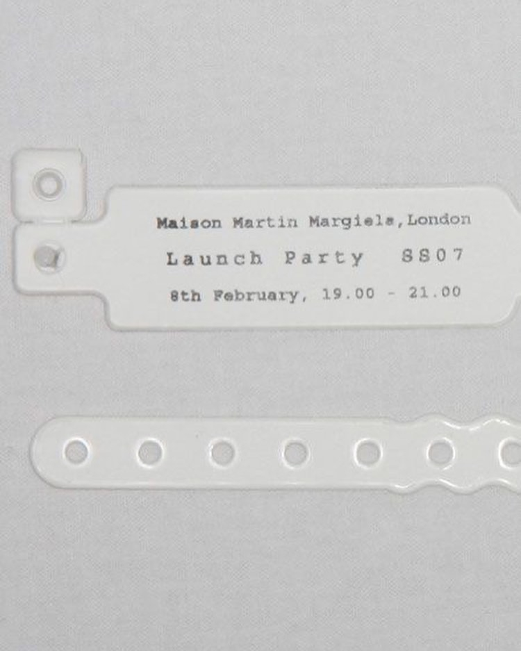 Maison Margiela braccialetto ospedale invitations invito SS2007