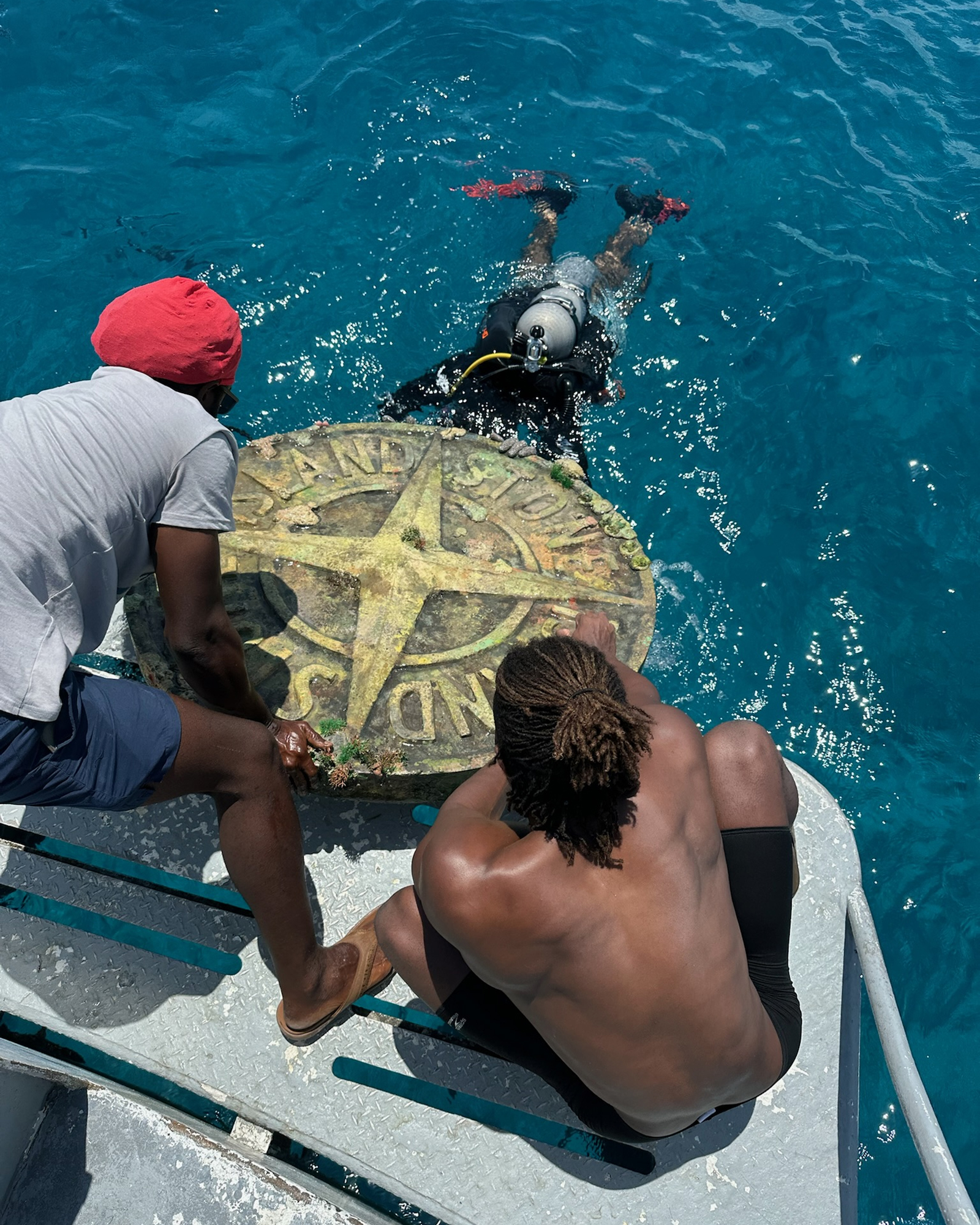 Stone Island campagna squali mare Navigation Series Under The Radar