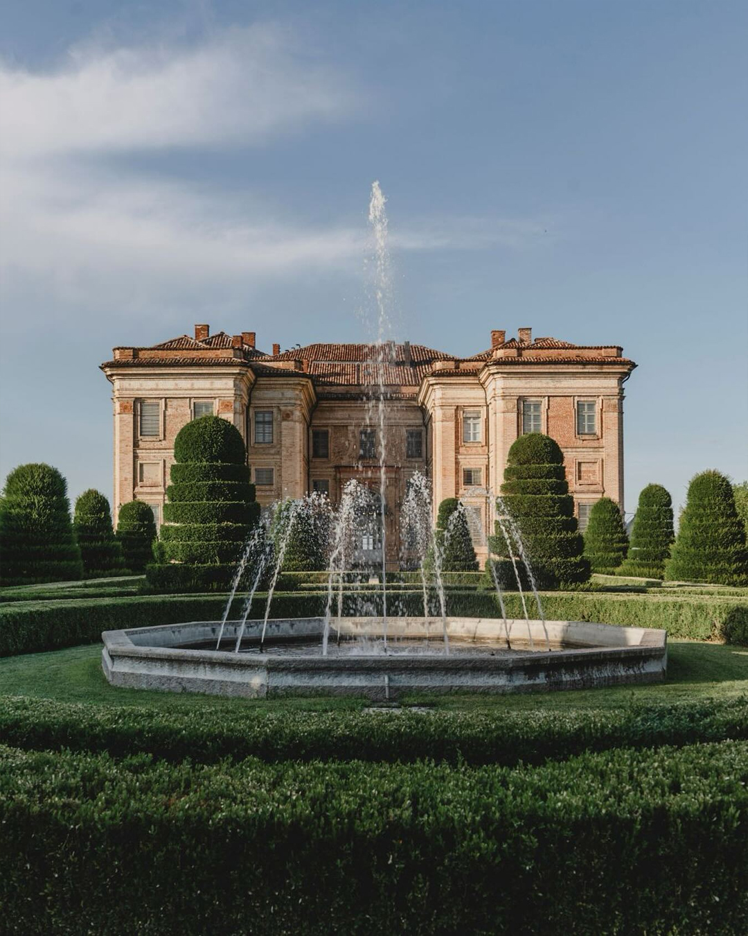 Castello di Guarene hotel lusso Roero