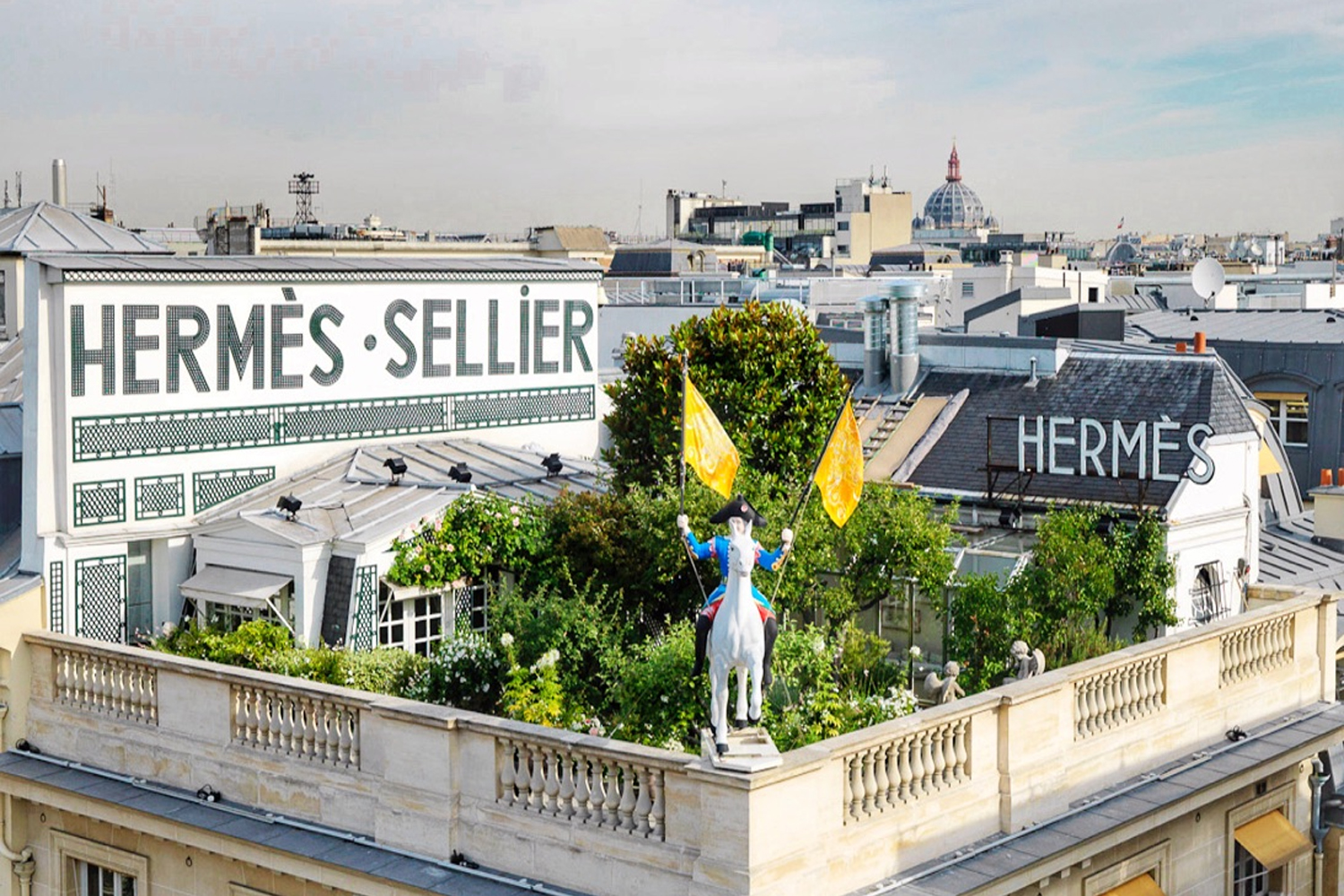 Hermès 24 Faubourg Saint-Honoré giardino segreto tetto Parigi
