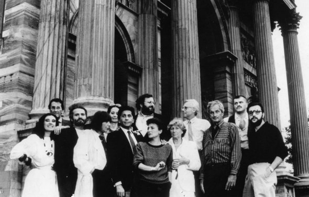 stilisti moda foto Arco della Pace Milano 1986 Made in Italy