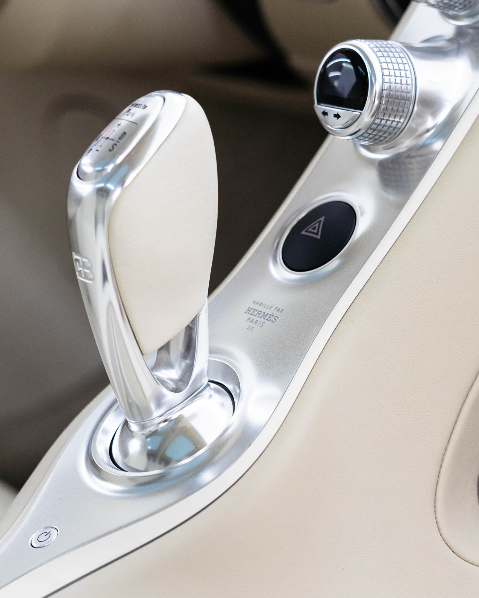 Hermès Bugatti Chiron one-off collaborazione