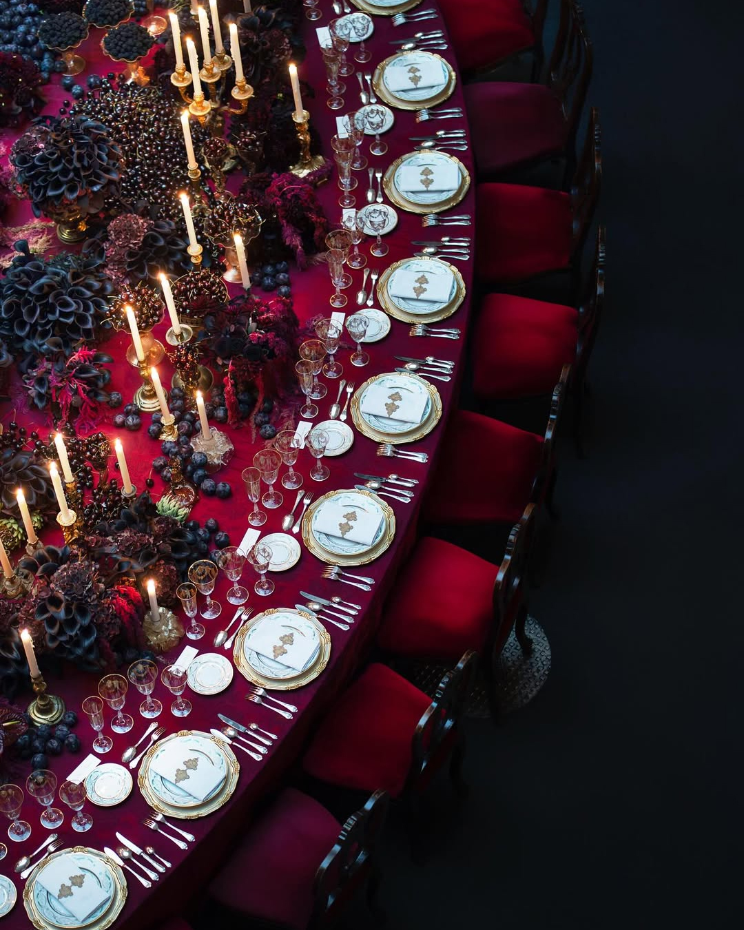 Mise en Place moda Saint Laurent dinner Bureau Betak