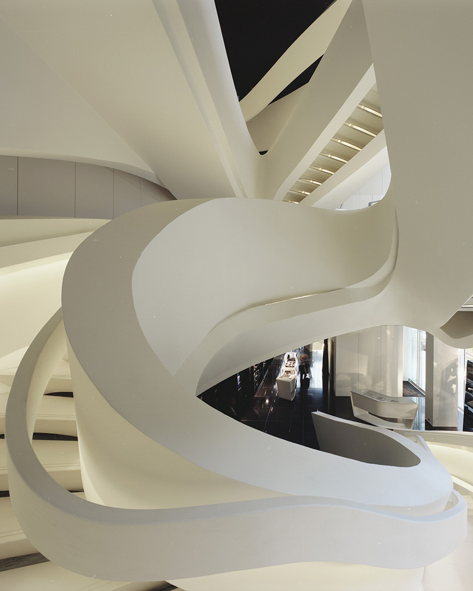 Armani 5 Avenue New York scale store negozio