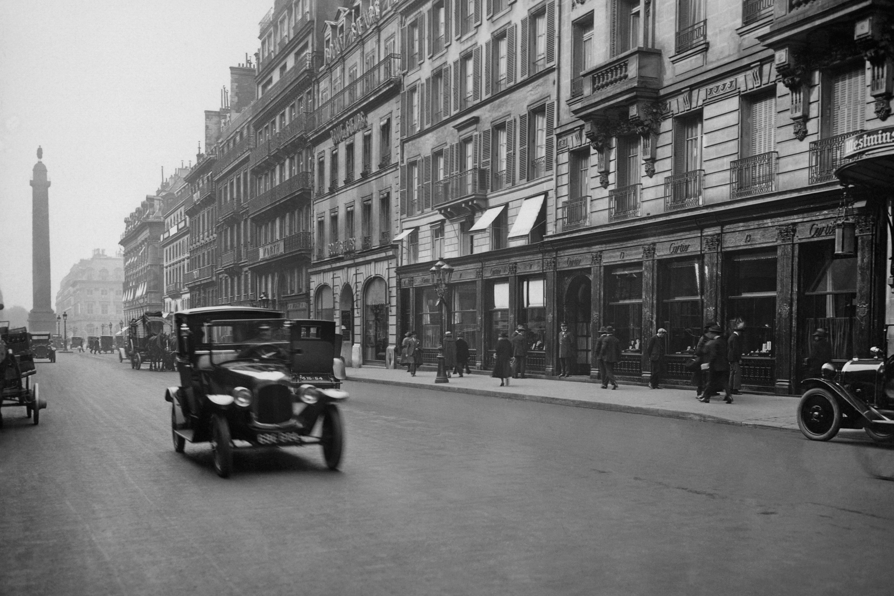 Cartier store History