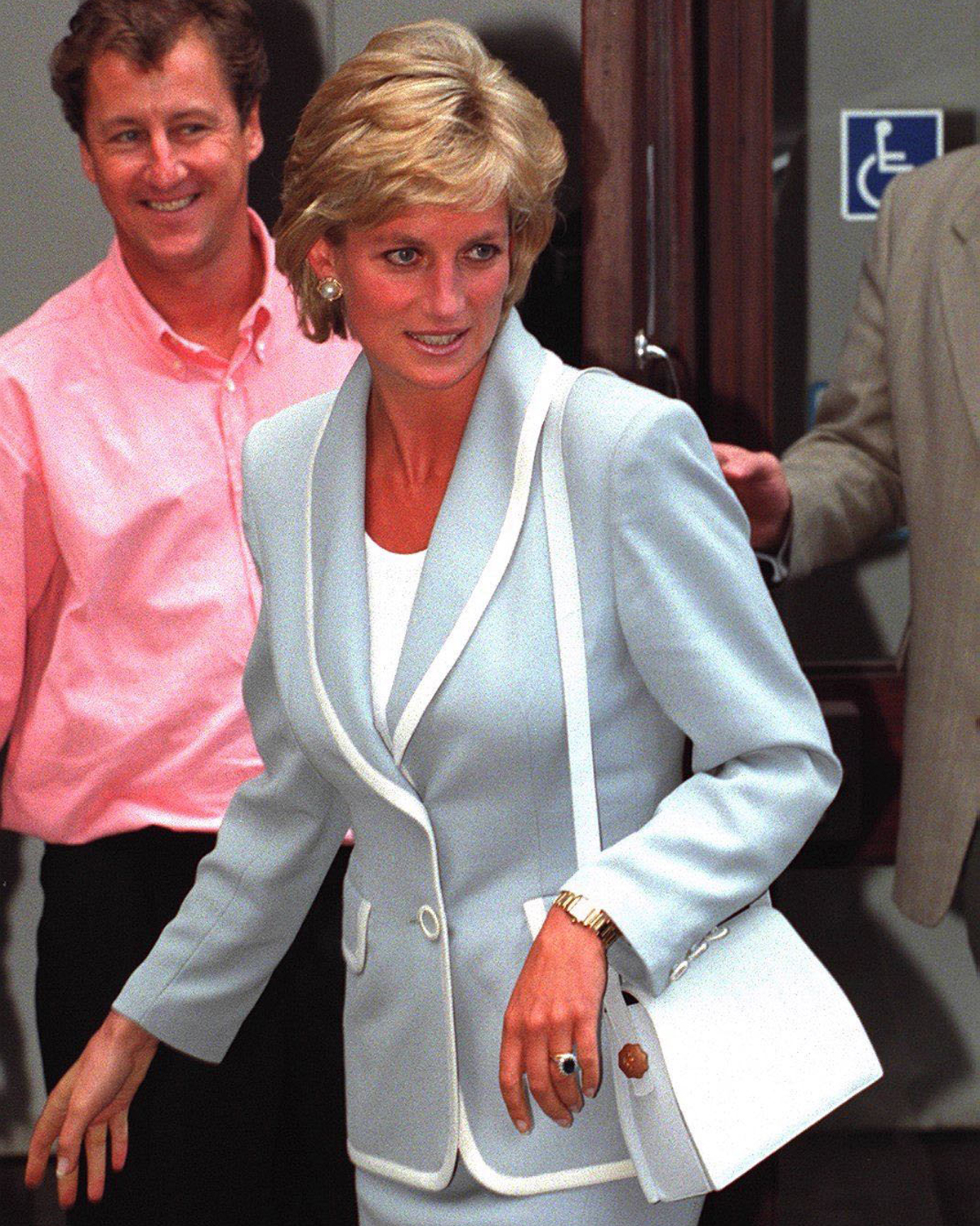 Lady Diana Anello Zaffiro gioiello