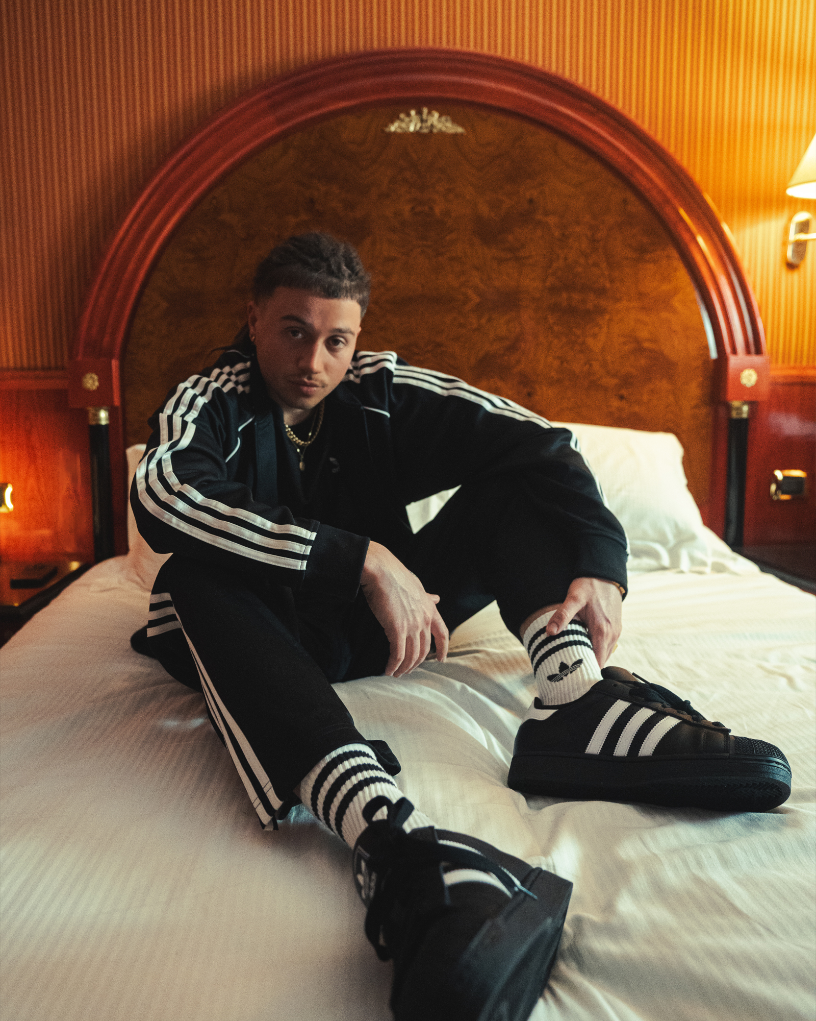 Sayf adidas Originals Superstar campagna Primavera 2026 sneaker