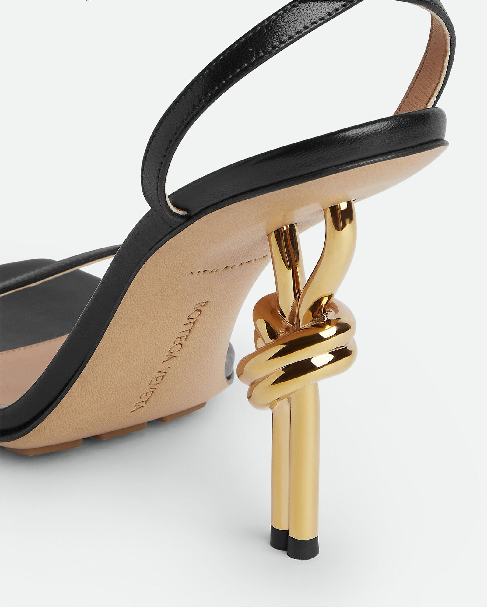 Bottega Veneta noto storia codici Knot