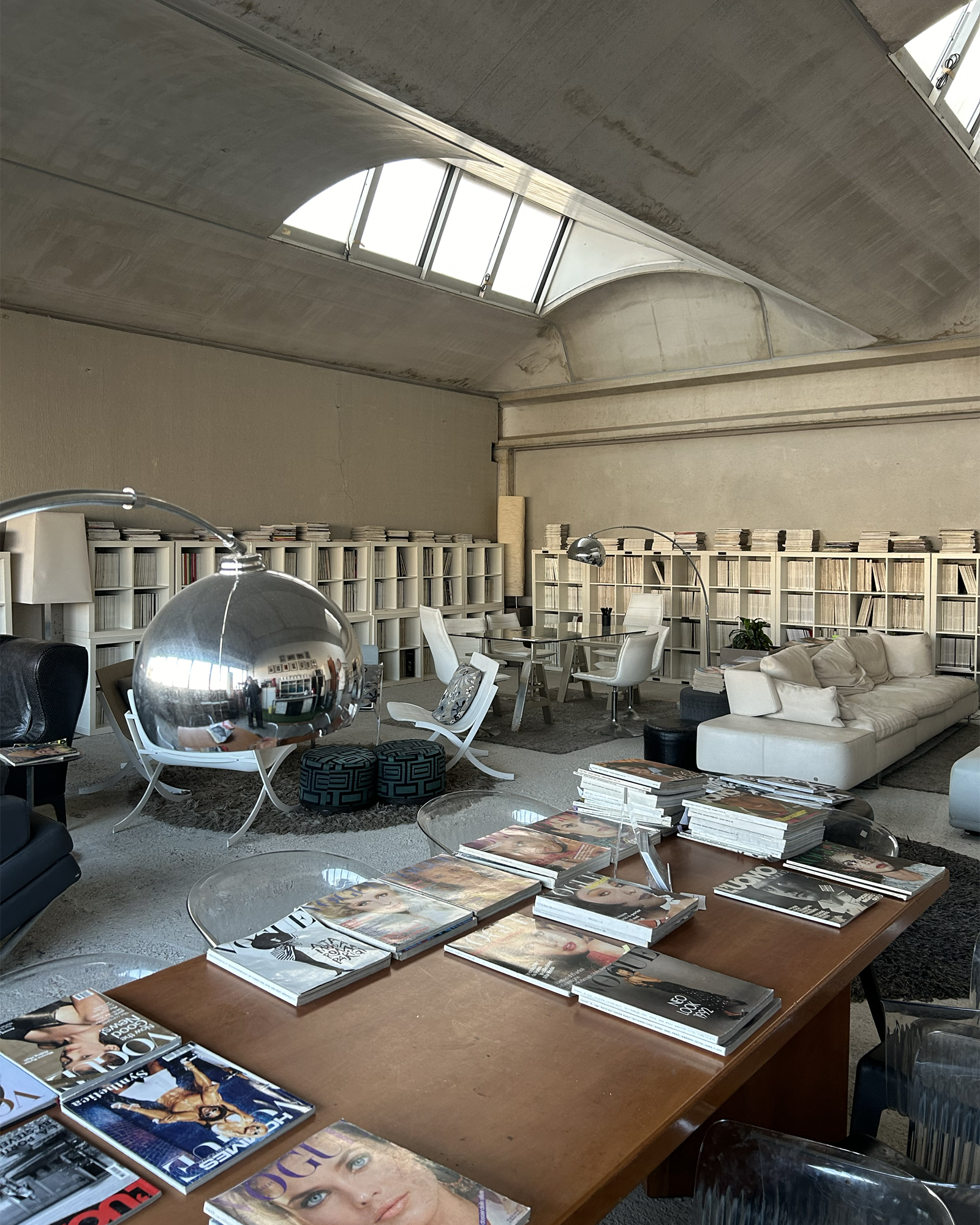 Milano Fashion Library archivio giornali italia moda Milano