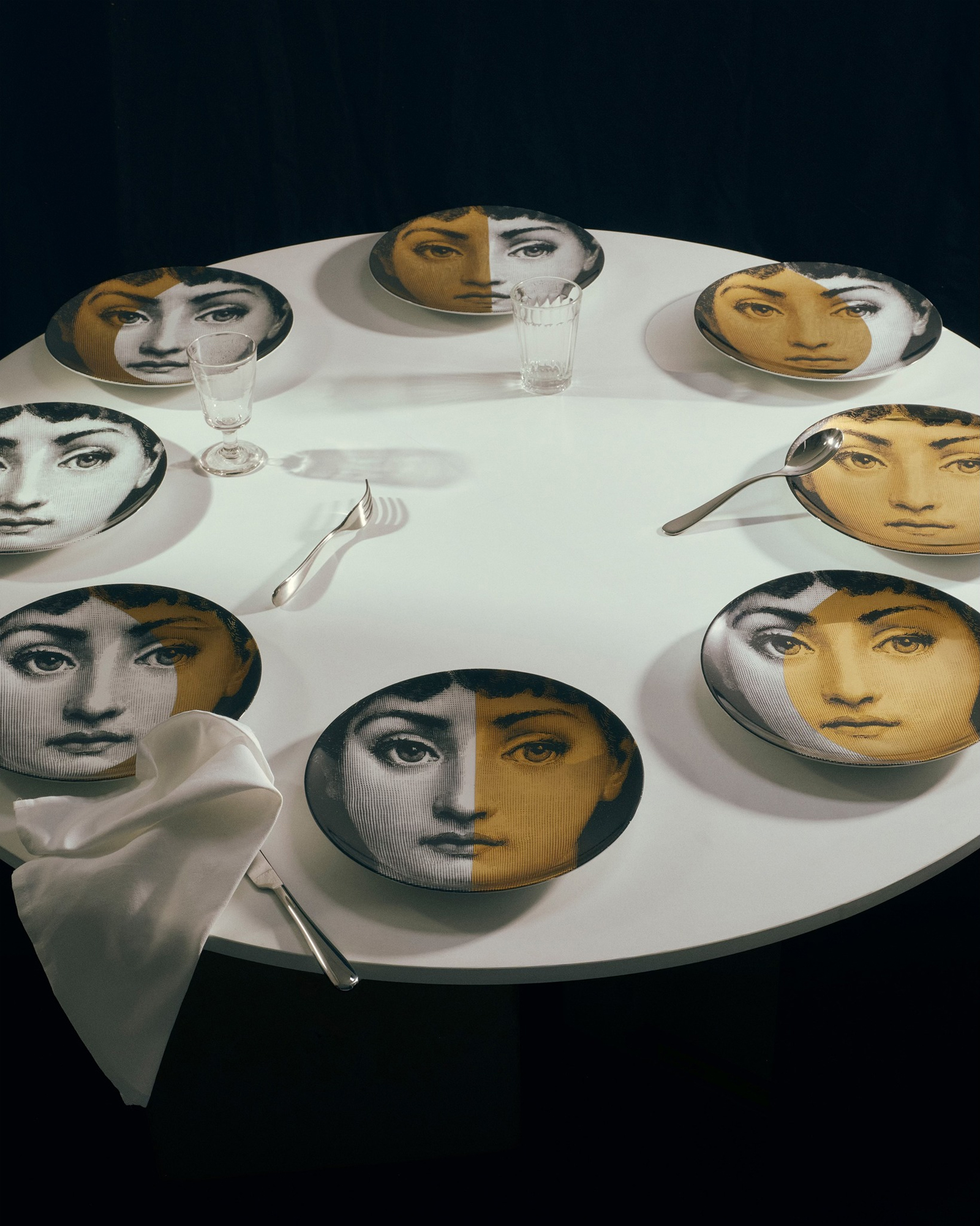 Piero Fornasetti Lina Cavalieri piatti design storia