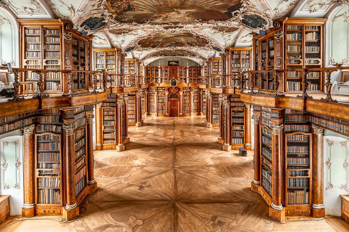Stiftsbibliothek Abbey Library of Saint-Gallen