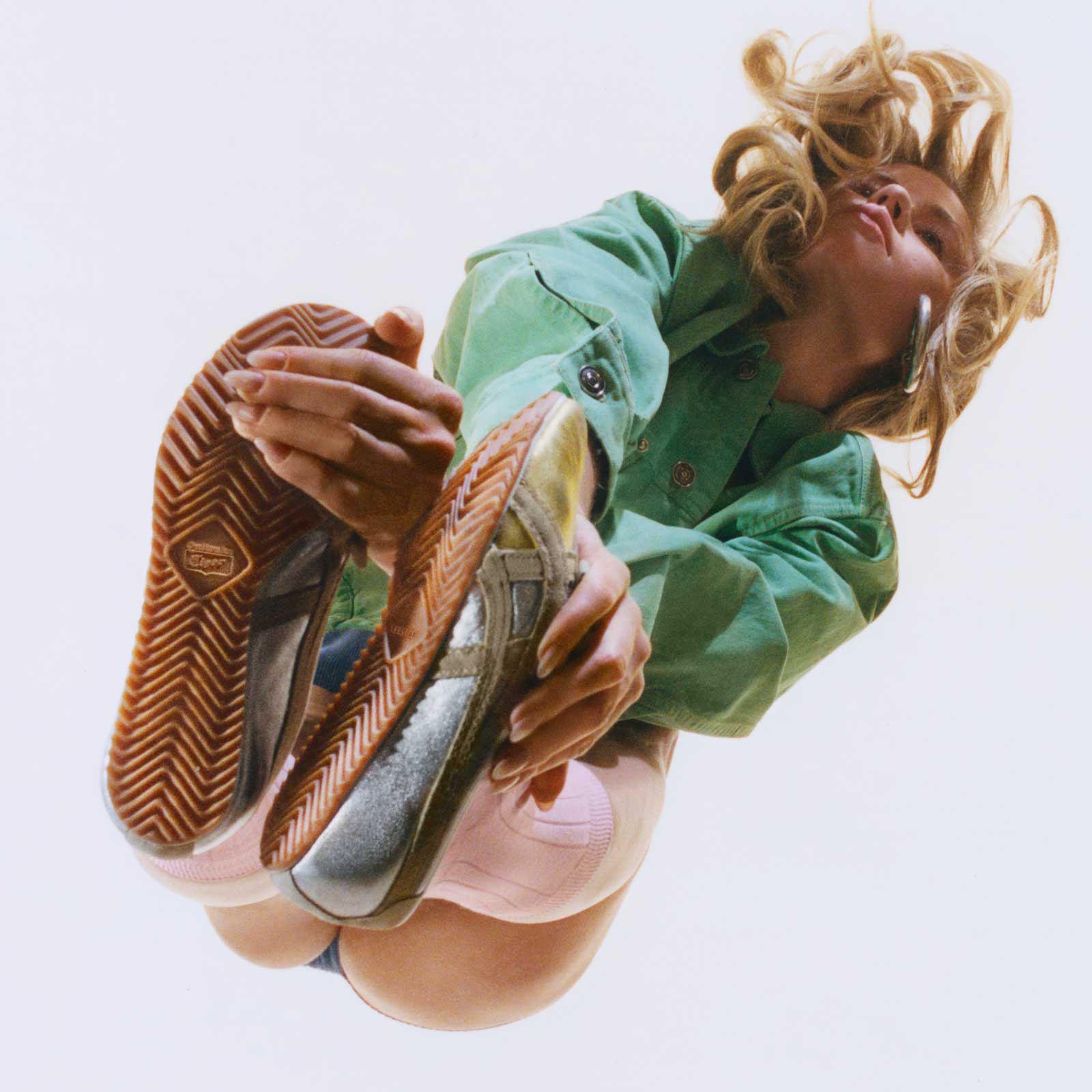 Versace Onitsuka Tiger TAI-CHI Sakura collaborazione