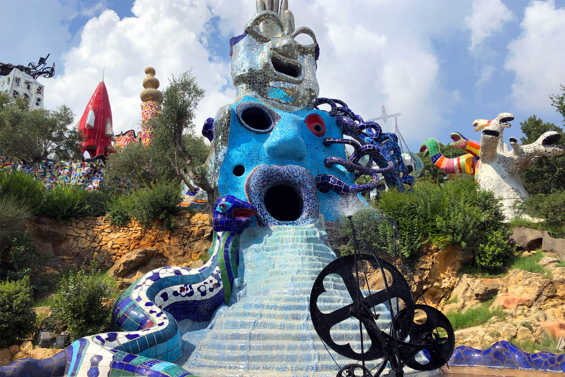 Giardino dei Tarocchi Toscana Gaudì