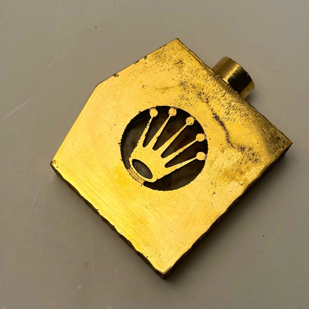 Rolex profumo parfum perfume Perpetually Yours history storia