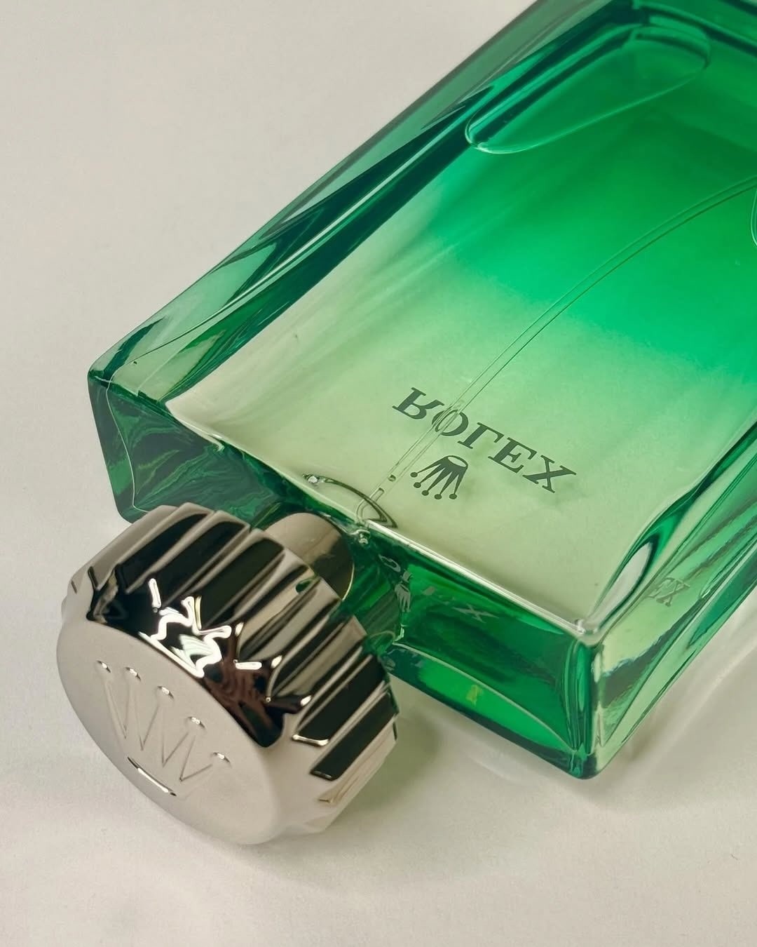 Rolex profumo parfum perfume Perpetually Yours history storia