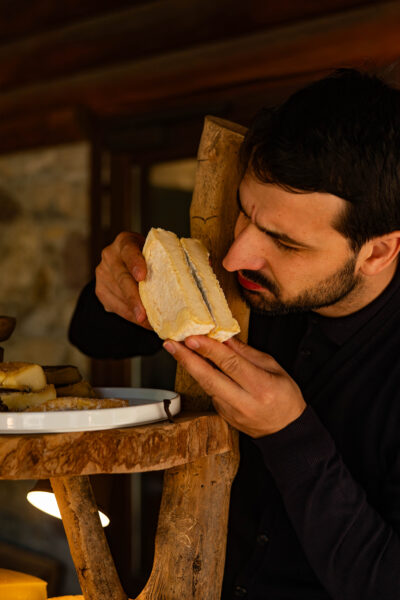 Ferdy Wild Nicolò Quarteroni Intervista agriturismo Val Bembrana Lenna formaggi formaj