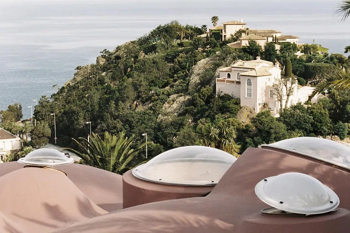 Palais Bulles architettura Antti Lovag bolle