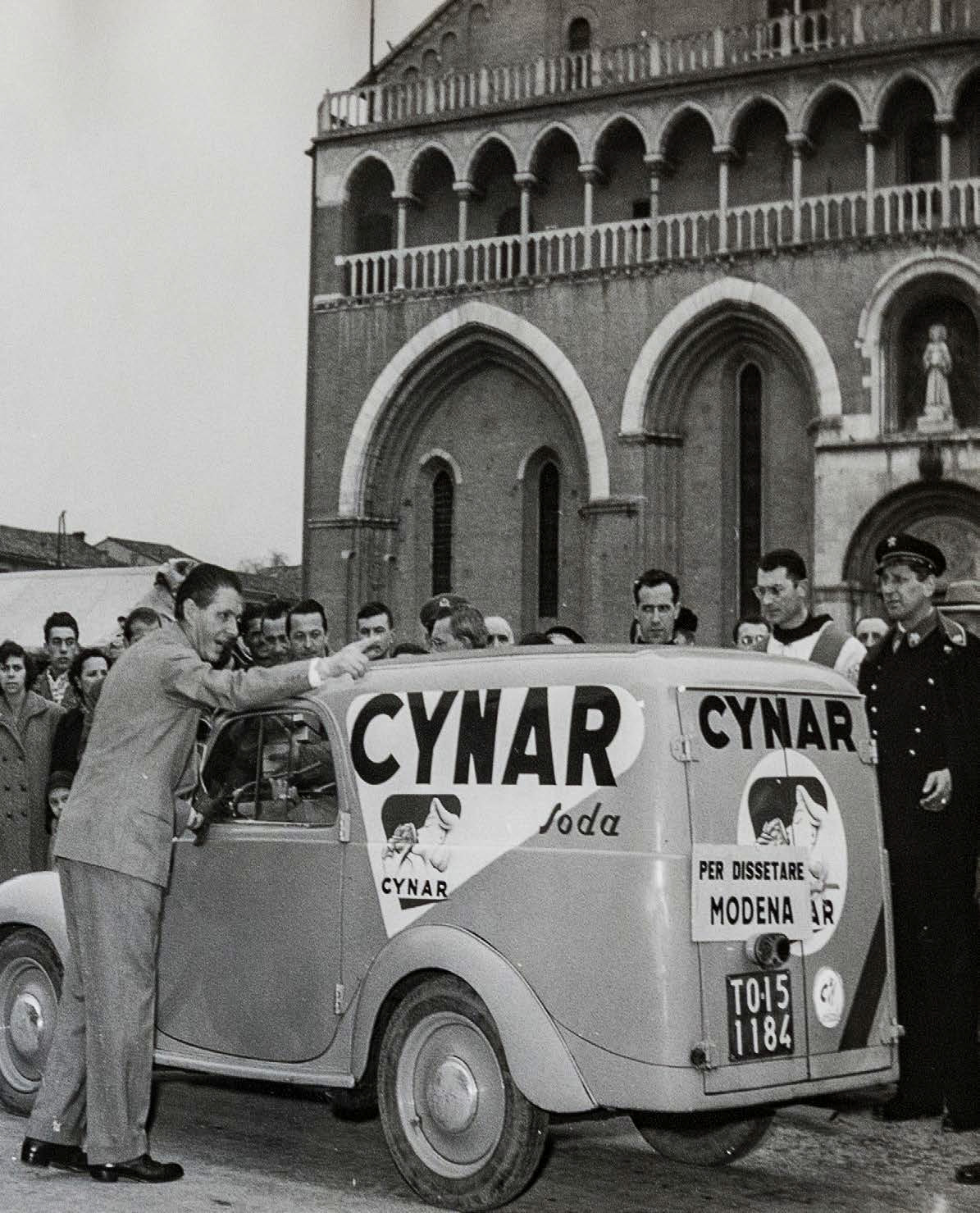 Cynar storia 1954 furgoncino per dissetare l