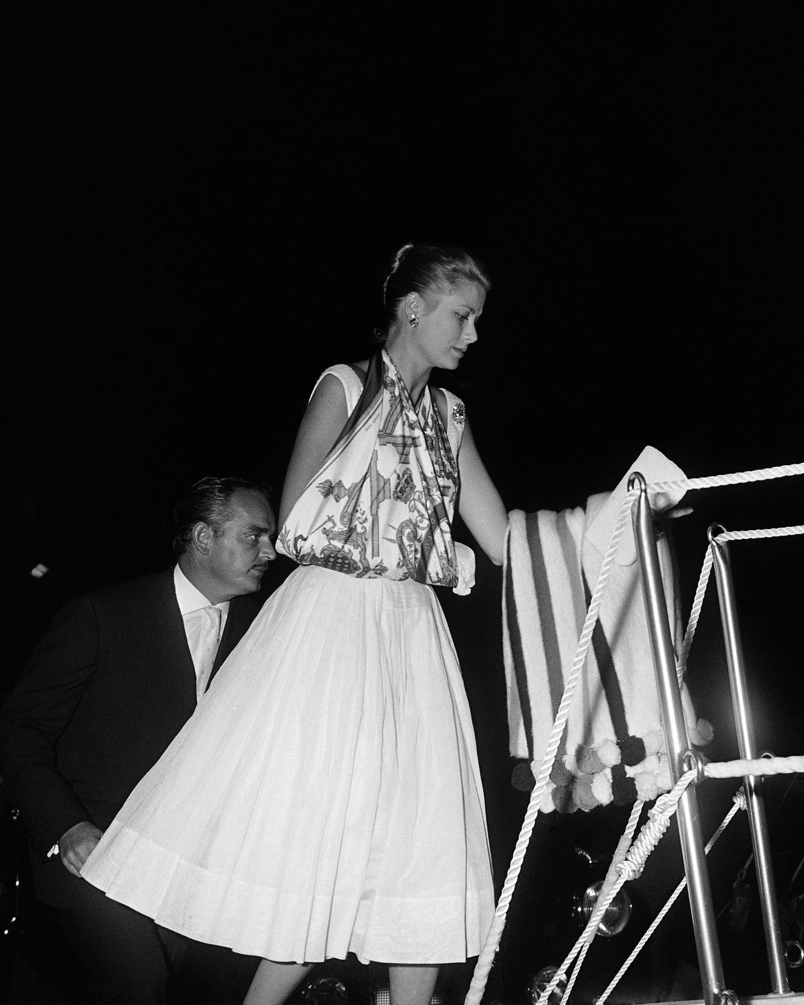 Grace Kelly seta Hermès Foulard scarf infortunio