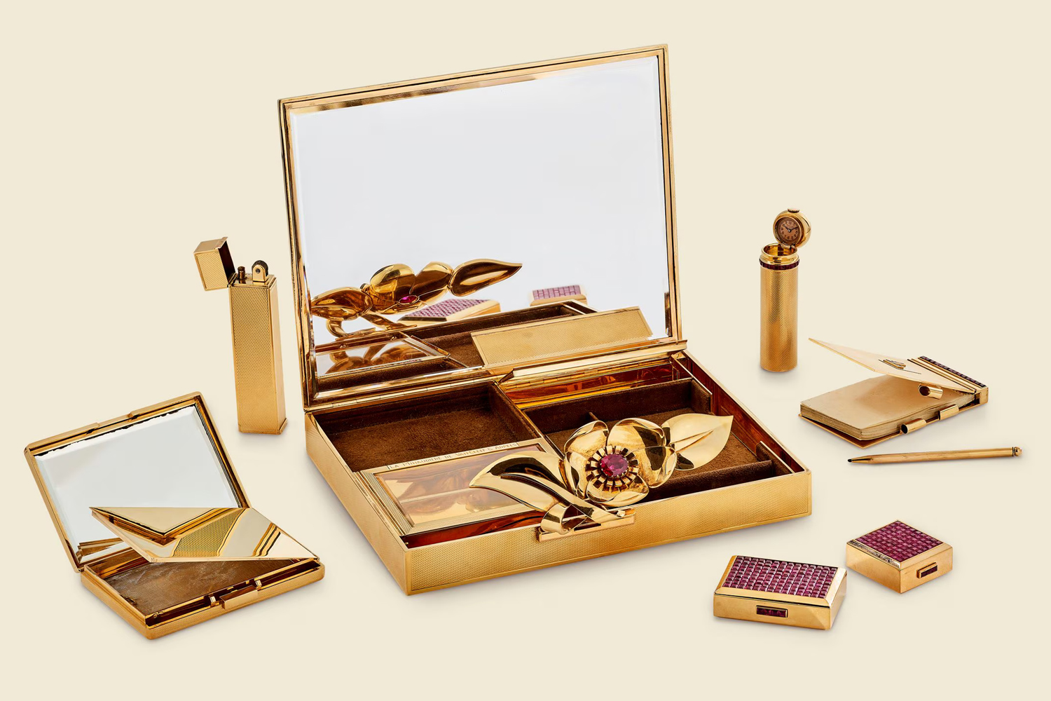 Van Cleef & Arpels Minaudiere Vanity case