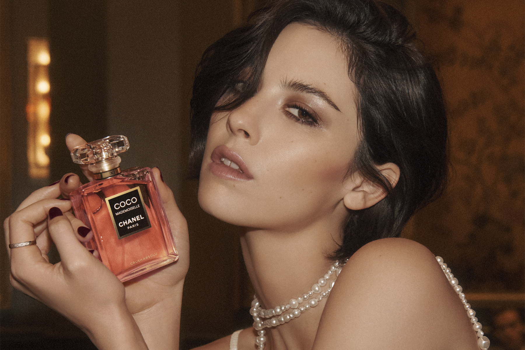 Coco Mademoiselle Crush Absolu profumo campagna 2026 Gracie Abrams