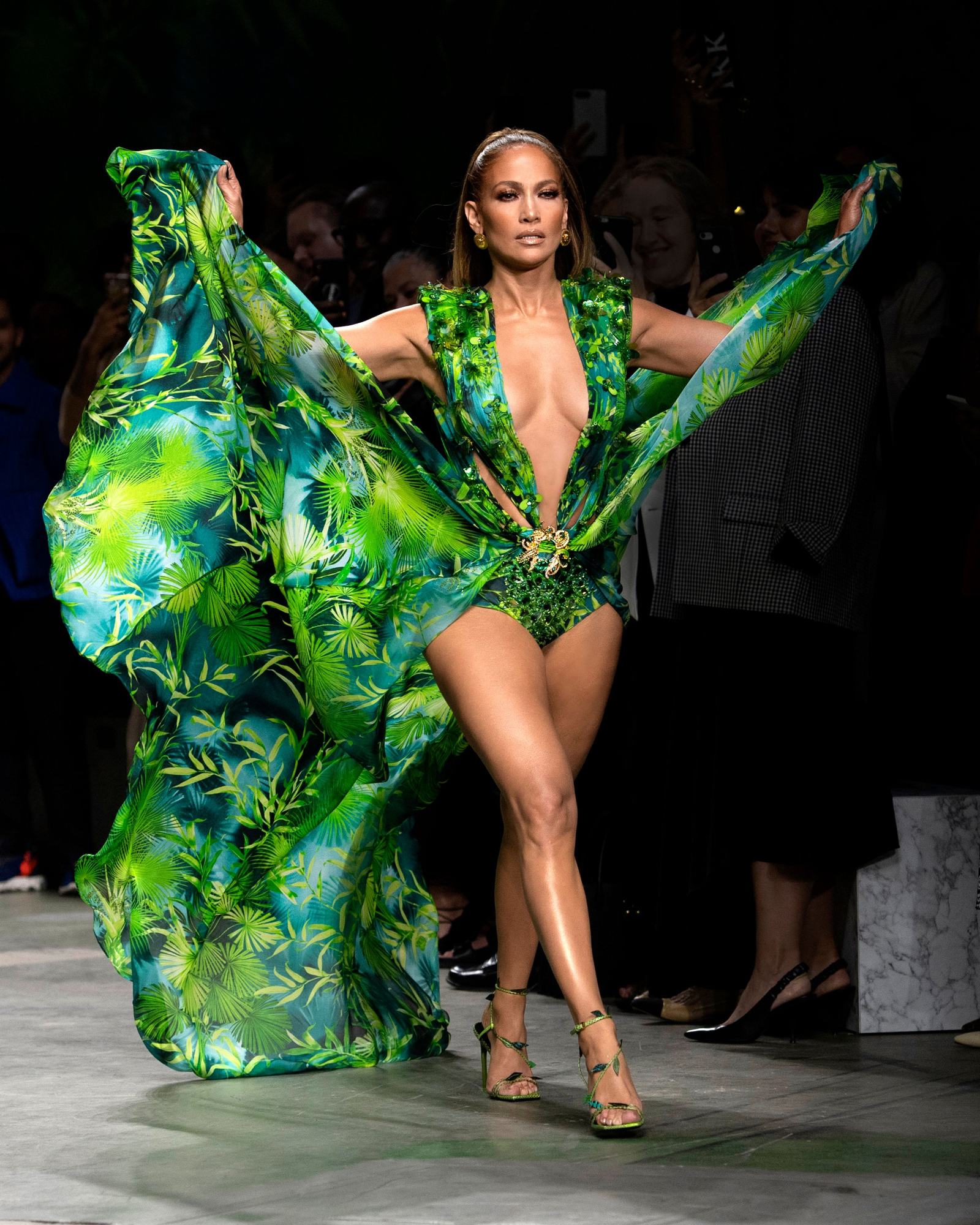 Jungle Dress Versace Jennifer Lopez Google Immagini