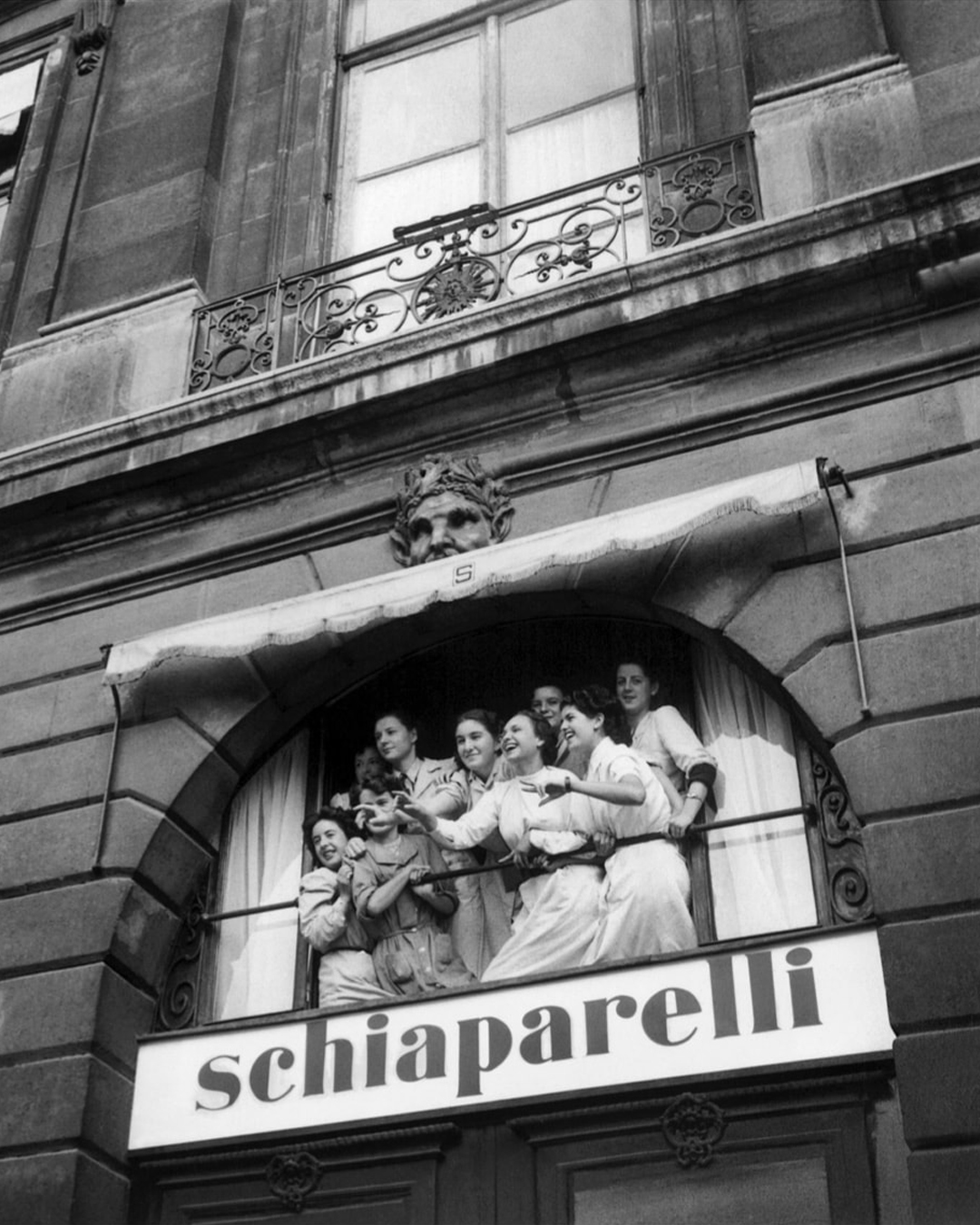 Elsa Schiaparelli 21 Place Vendôme palazzo maison