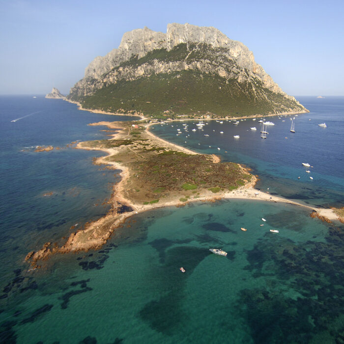 Isola di Tavolara regno più piccolo del mondo