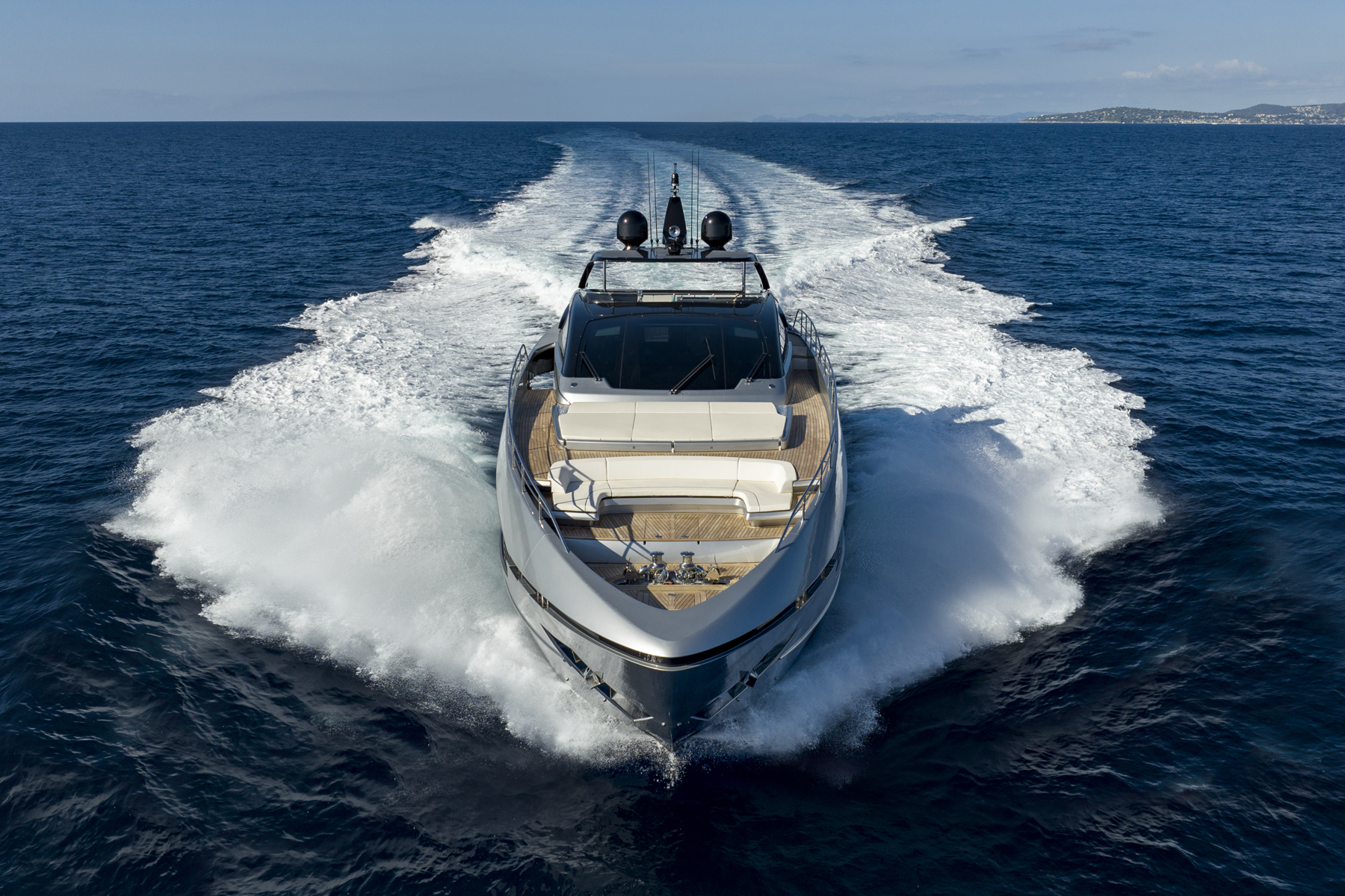 Charles Leclerc yacht Riva 102’ Corsaro Super
