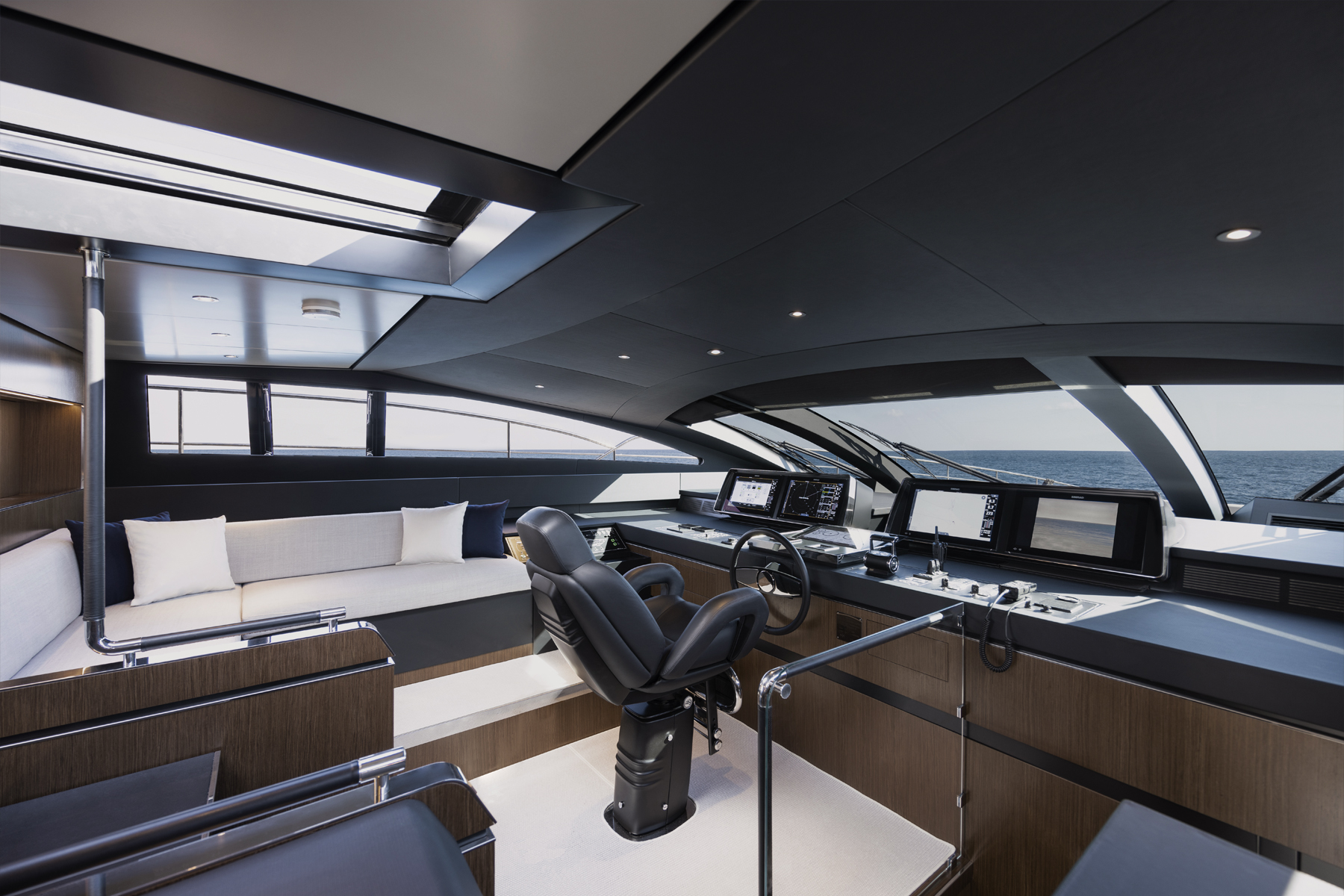 Charles Leclerc yacht Riva 102’ Corsaro Super