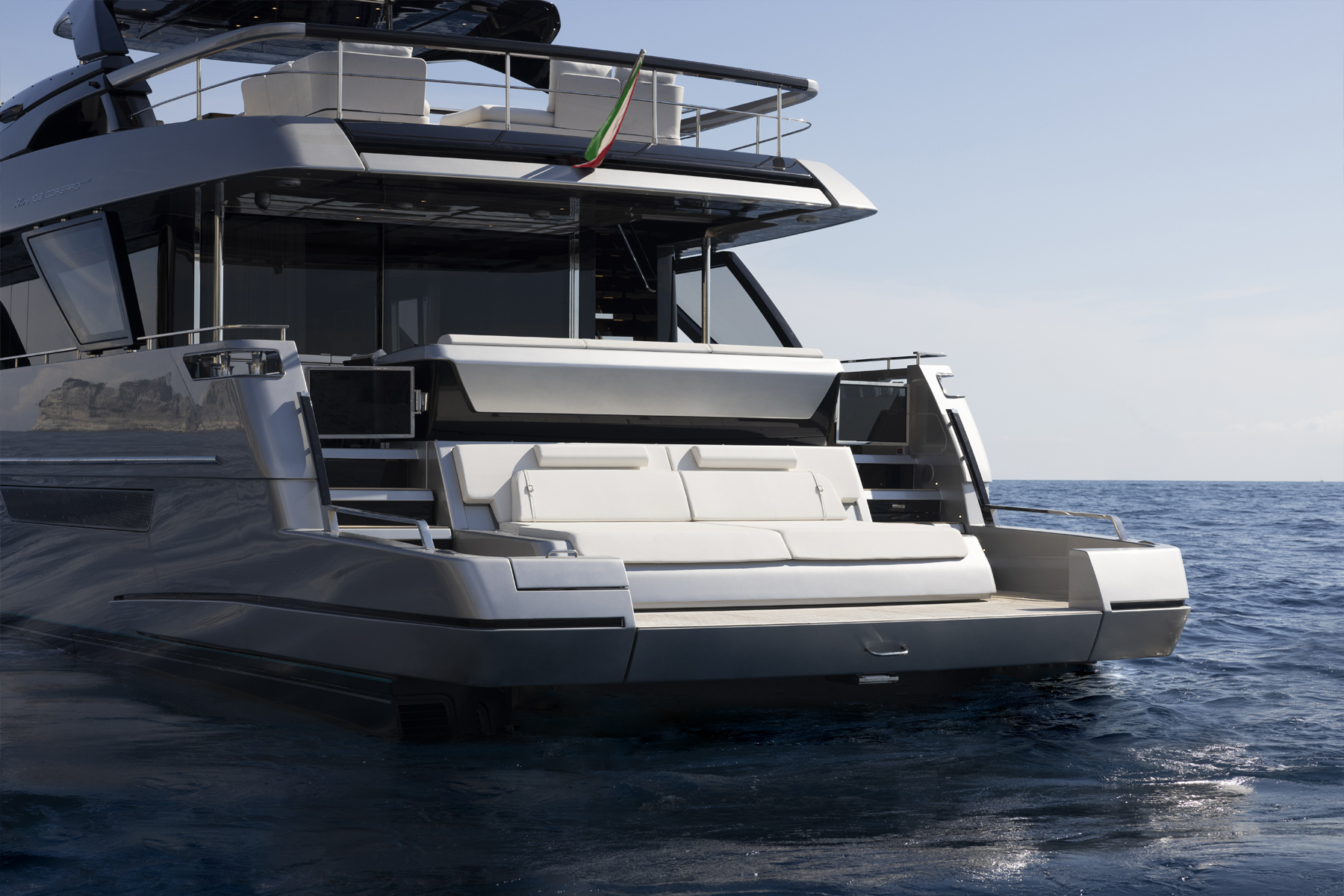 Charles Leclerc yacht Riva 102’ Corsaro Super