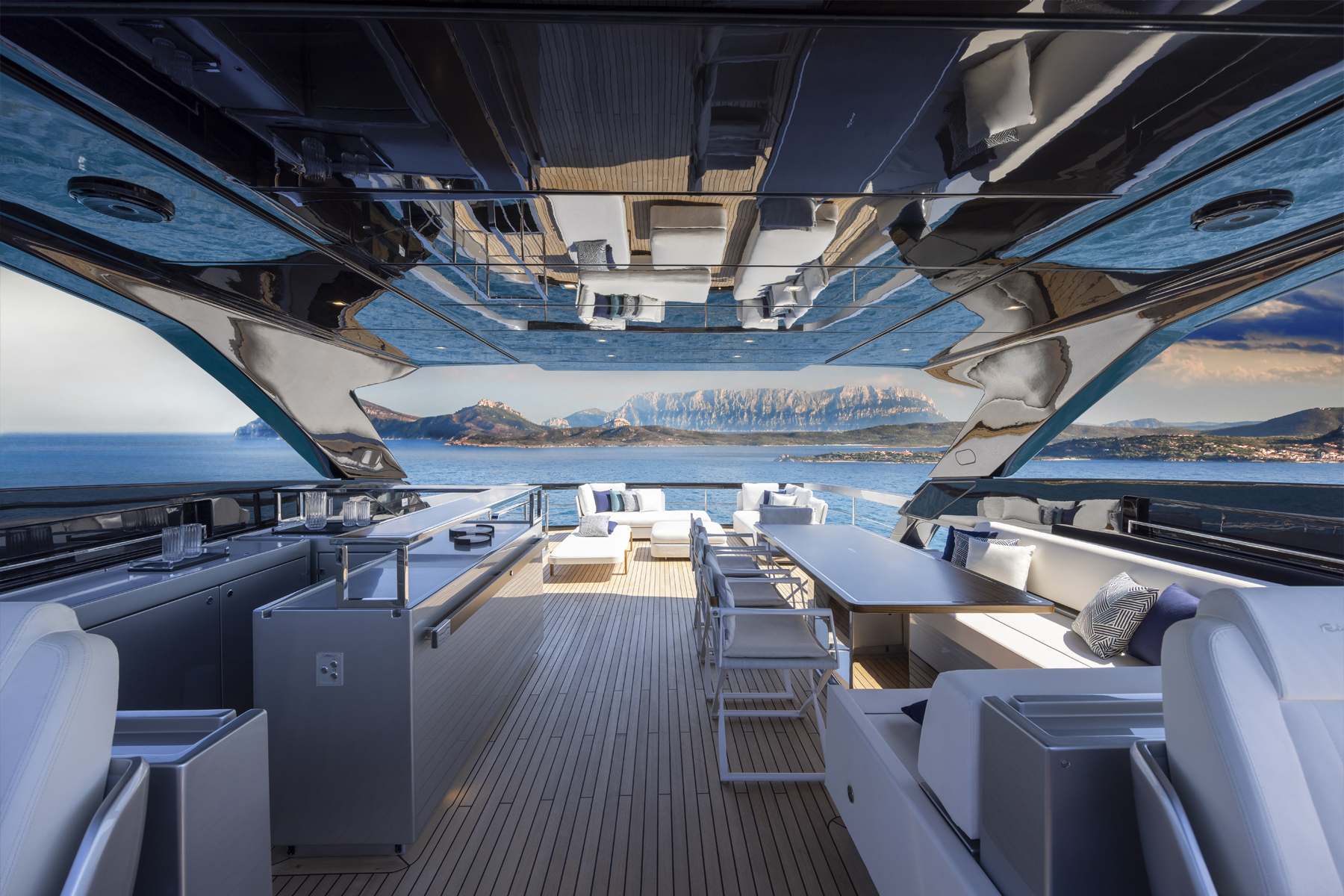 Charles Leclerc yacht Riva 102’ Corsaro Super