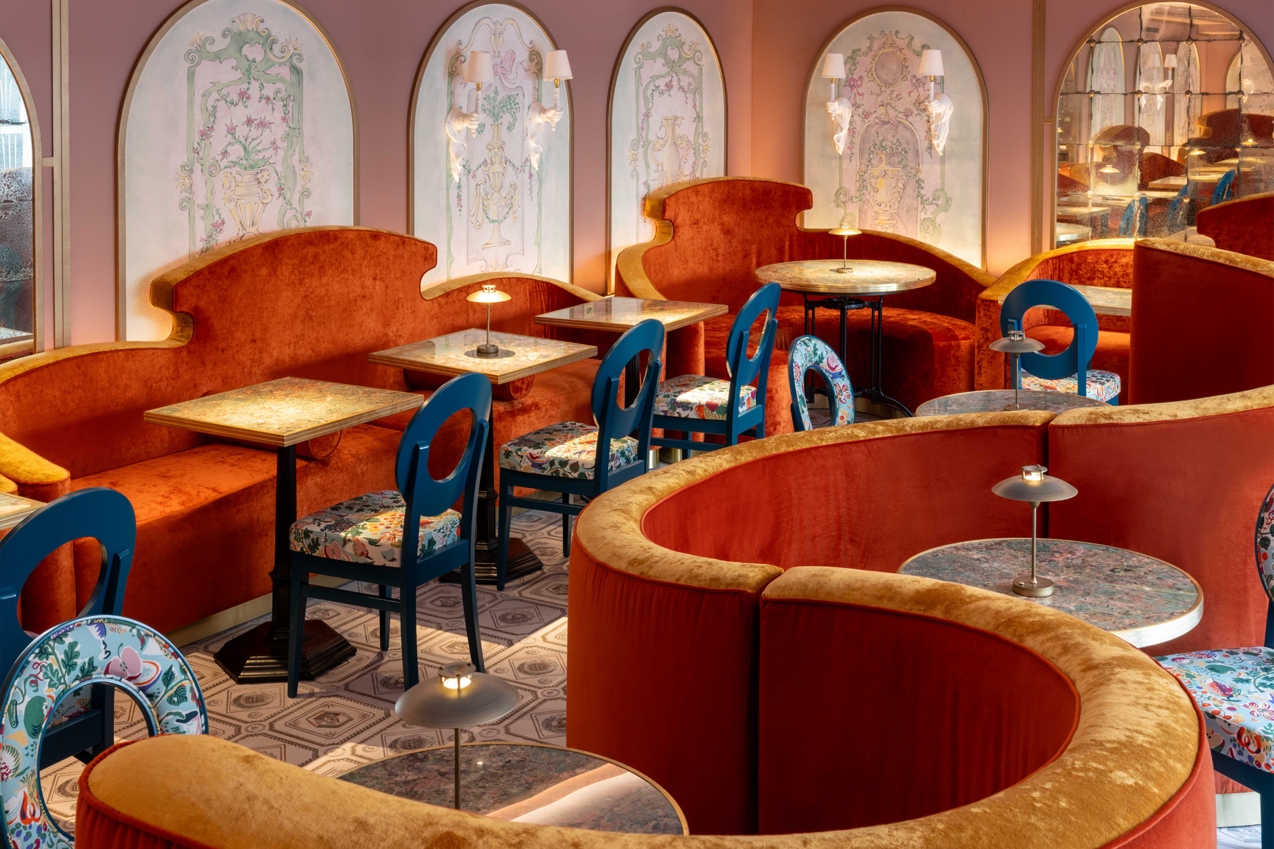 Hotel Le Magnifique Parigi ex teatro design