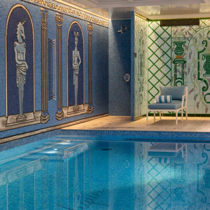 Hotel Le Magnifique Parigi ex teatro design